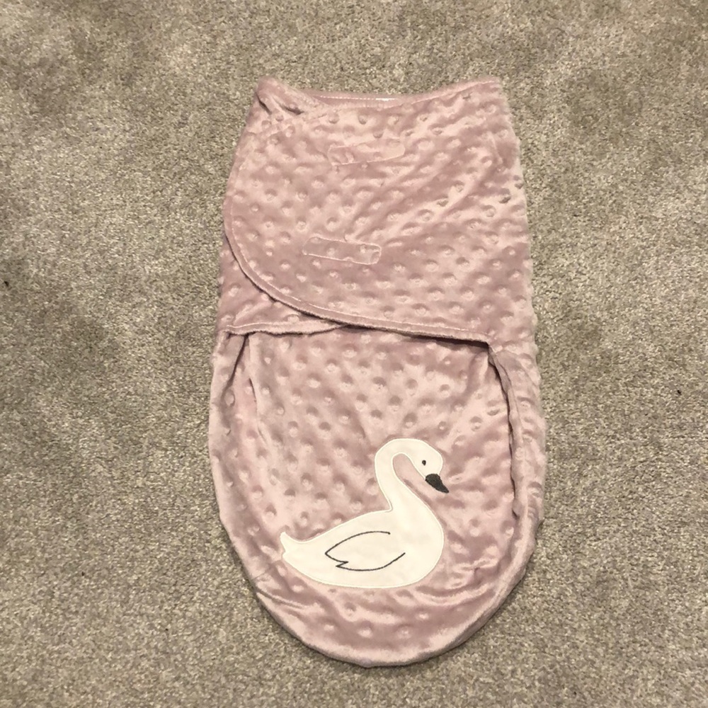Newborn Baby Swaddle- Kyle & Deena